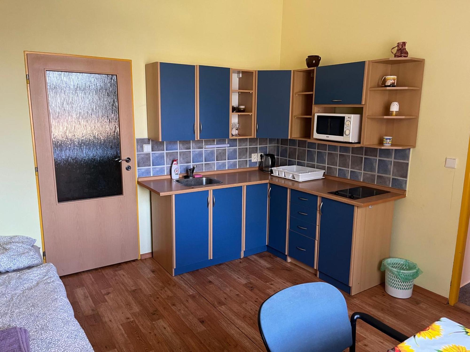 Apartmánový dům Obecná škola Svetlik Exterior foto